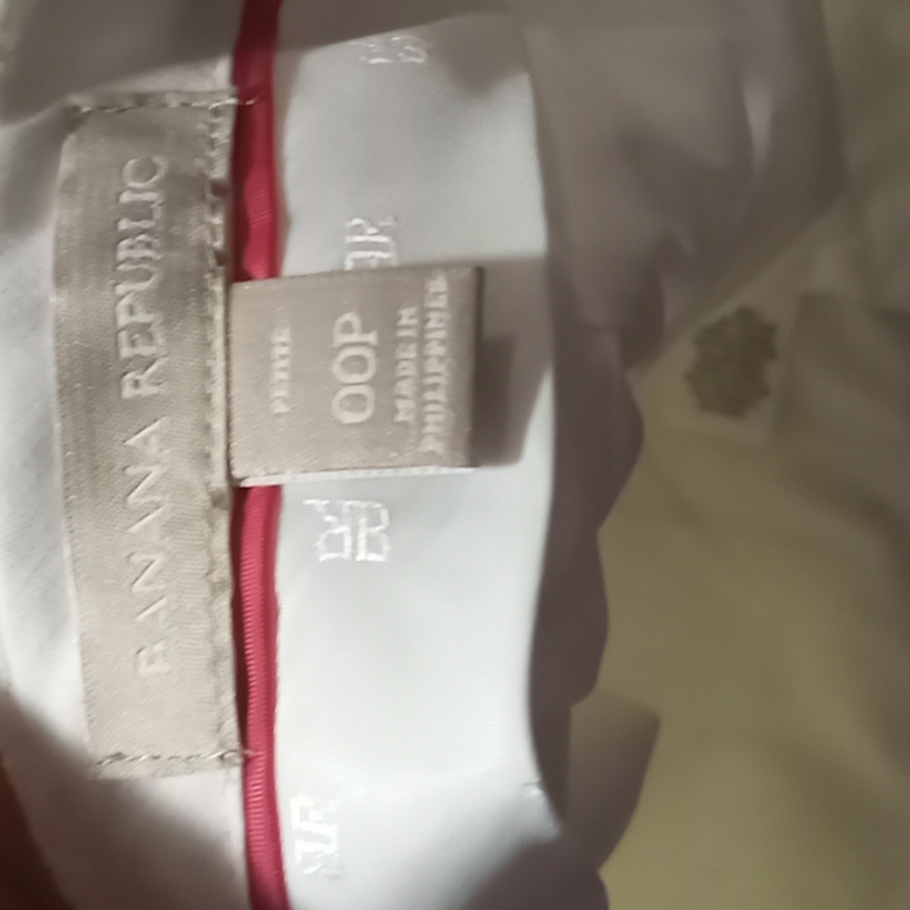 Banana Republic Short Size 00P - Picture 3 of 12